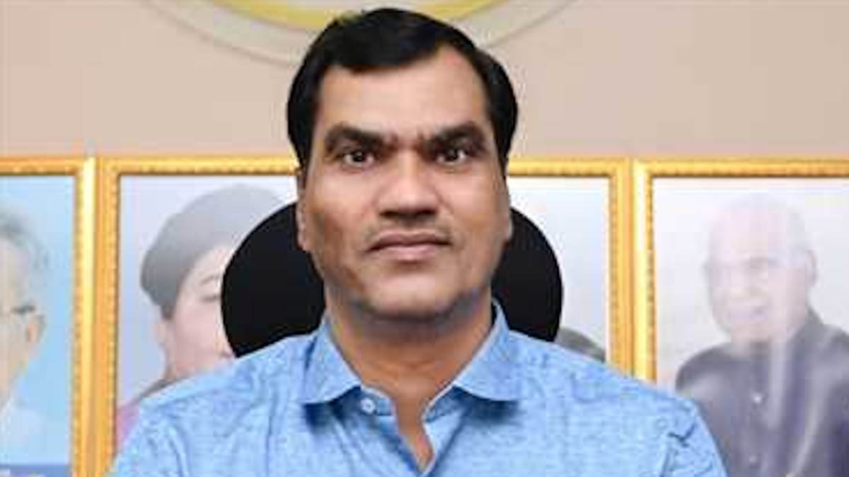 BREAKING: गृह विभाग से हटे IAS रमेश कुमार शर्मा, सहकारिता एवं रजिस्ट्रार सहकारी समितियां के आयुक्त बनाए गए