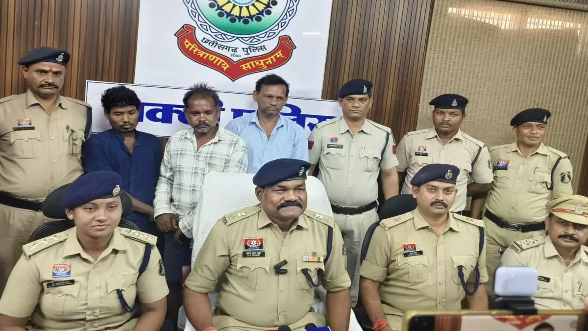 आधी रात का खूनी खेल! सोते दंपती को मौत के घाट उतारकर लूट ले गए गहने, खुलासे में सामने आया पुराना डबल मर्डर कनेक्शन