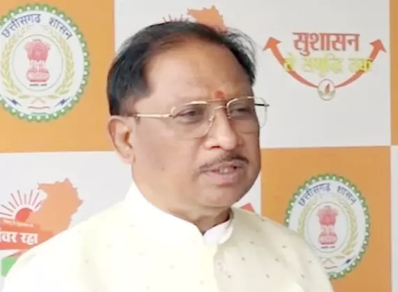 सामूहिक विवाह में मची अव्यवस्था पर गरमाई सियासत, रमन सिंह की नाराजगी के बाद CM साय का बड़ा आदेश सामूहिक विवाह में मची अव्यवस्था पर गरमाई सियासत, रमन सिंह की नाराजगी के बाद CM साय का बड़ा आदेश