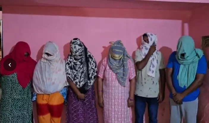 रायगढ़ में सेक्स रैकेट का भंडाफोड़, महिला संचालिका समेत 3 गिरफ्तार, आपत्तिजनक सामग्री और नकदी बरामद