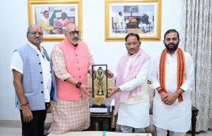 केंद्रीय मंत्री गिरिराज सिंह से मुख्यमंत्री विष्णुदेव साय की चर्चा, केंद्र-राज्य समन्वय को बताया विकास की सबसे बड़ी ताकत