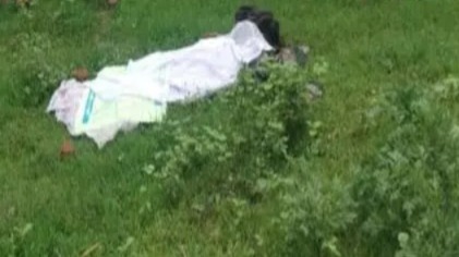 आधी रात गांव में मचा मौत का तांडव! जान बचाकर भाग रहा था ग्रामीण, हाथी ने दौड़ाकर कुचल डाला आधी रात गांव में मचा मौत का तांडव! जान बचाकर भाग रहा था ग्रामीण, हाथी ने दौड़ाकर कुचल डाला