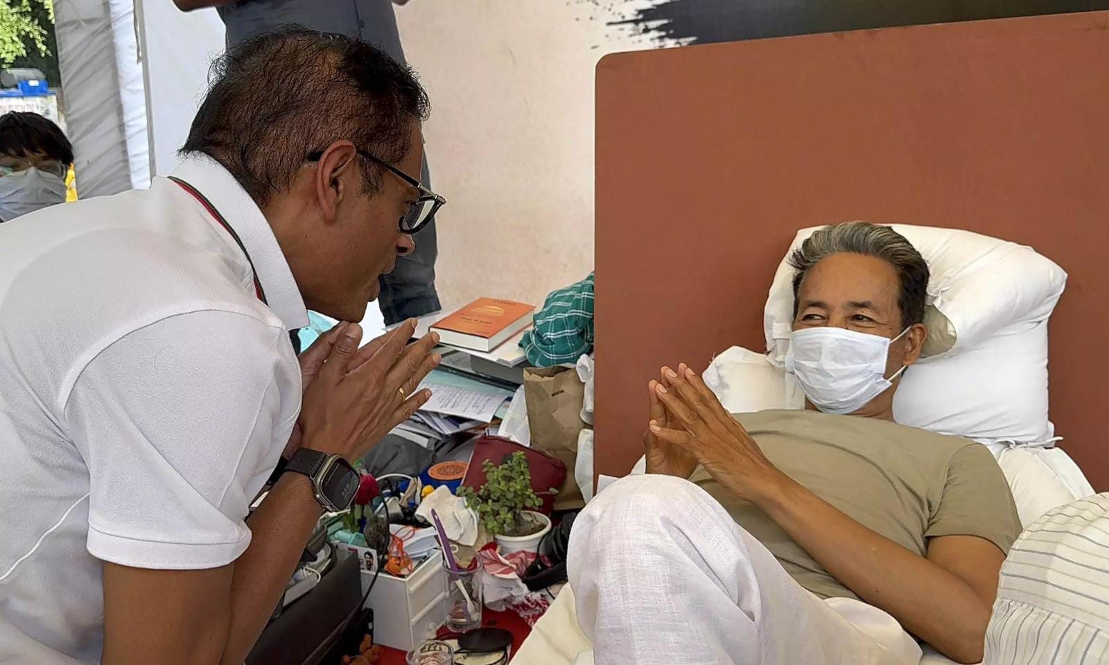 दिल्ली आंदोलन में अमित जोगी की एंट्री! सोनम वांगचुक से की मुलाकात, ‘कॉकरोच पार्टी’ के अध्यक्ष से भी मिले