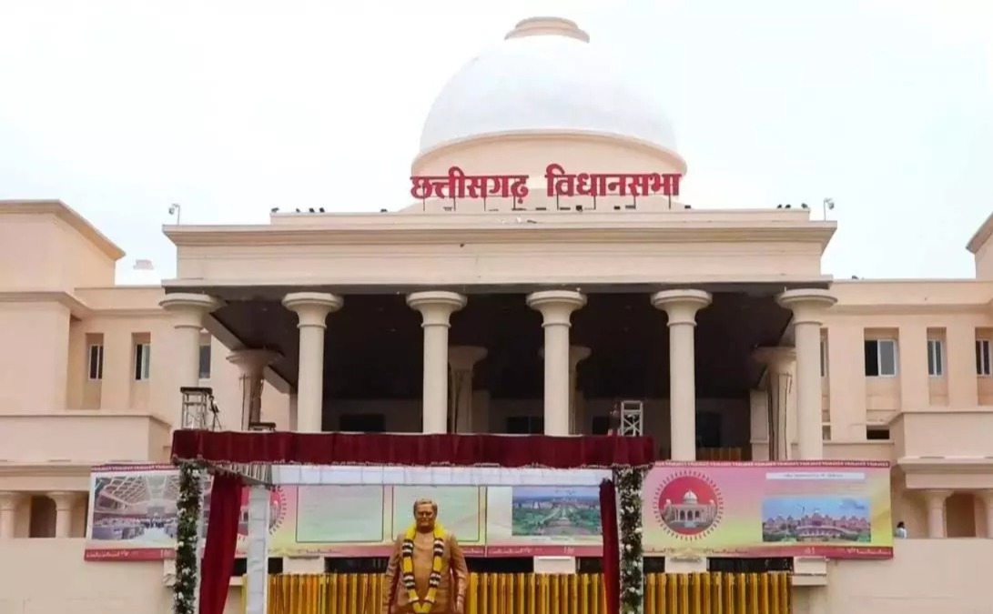 छत्तीसगढ़ विधानसभा में सरकार के खिलाफ बड़ा दांव! विपक्ष ने खेला ‘अविश्वास’ का कार्ड, अब 17 जुलाई को होगा शक्ति परीक्षण जैसा मुकाबला