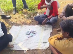मुखबिर की एक सूचना और बिछ गई पुलिस की बिसात… जुआ फड़ पर रेड, 7 जुआरी गिरफ्तार