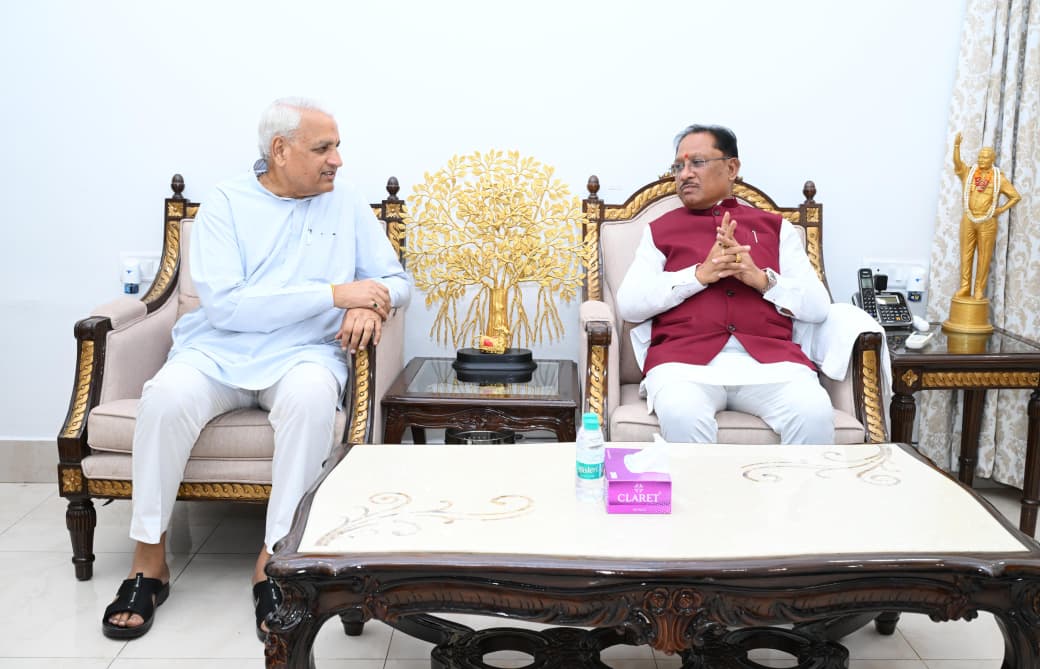 रायपुर में होगा देश का सबसे बड़ा औद्योगिक जमावड़ा! CM साय से हुई अहम मुलाकात, निवेश और रोजगार पर बड़ा अपडेट