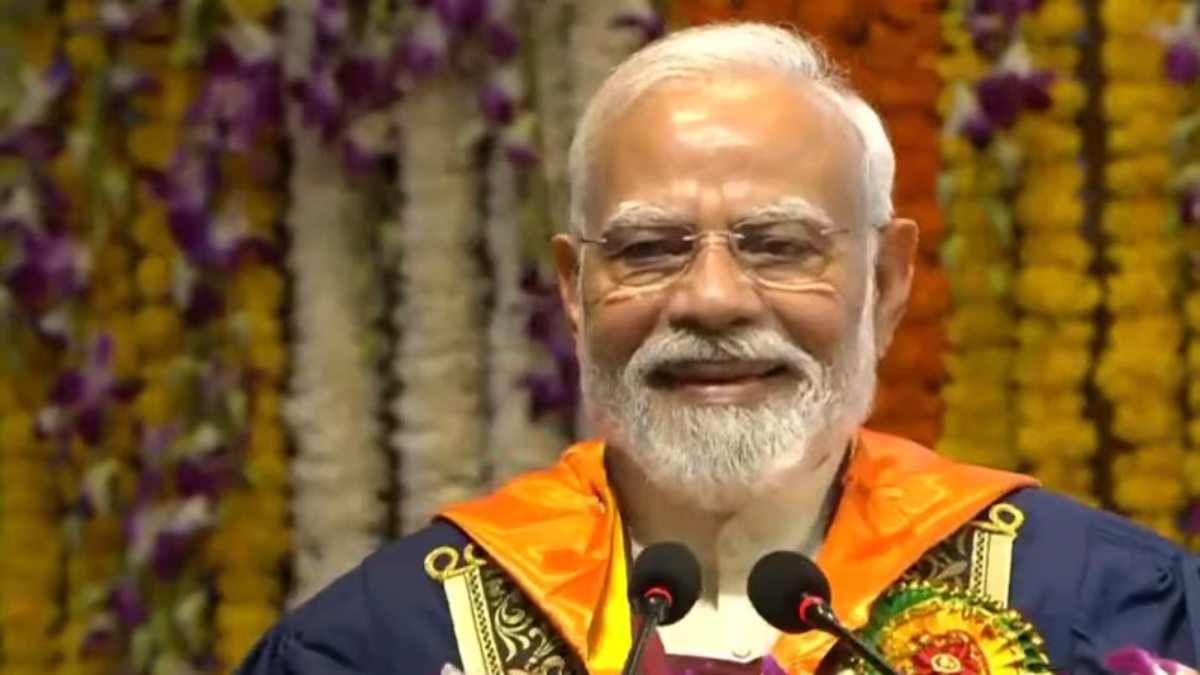 IIT Delhi में PM मोदी का ऐसा अंदाज देख हंस पड़े छात्र! बोले- ‘मैं बाबा बागेश्वर तो नहीं हूं…’, फिर जिंदगी की परीक्षा पर दिया बड़ा मंत्र