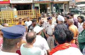 सड़क पर कब्जा और गलत पार्किंग पड़ेगी भारी! दुर्ग-भिलाई में ट्रैफिक पुलिस का बड़ा एक्शन, 1215 वाहनों के कटे ई-चालान