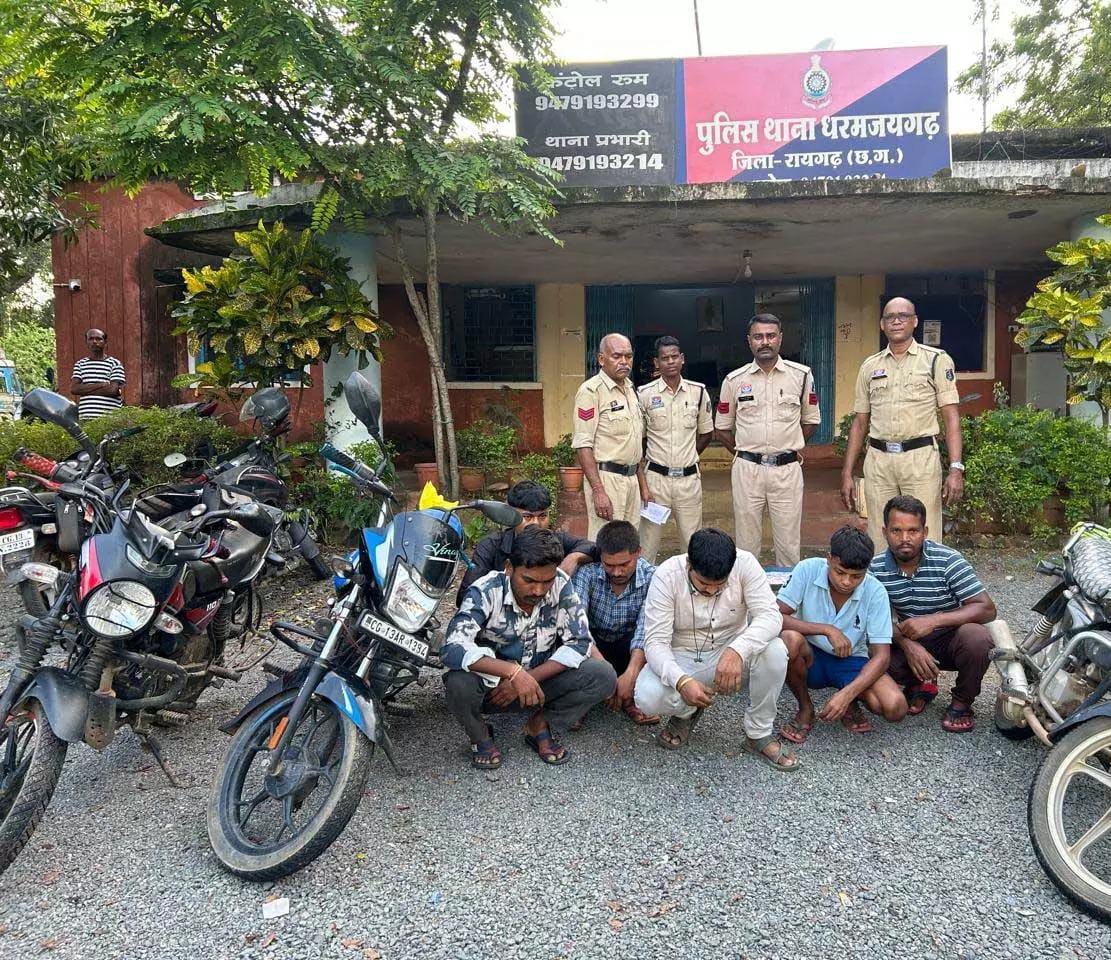 रात में चल रहा था जुए का खेल, अचानक पहुंची पुलिस… 6 जुआरी गिरफ्तार, ₹1.13 लाख की बड़ी जप्ती