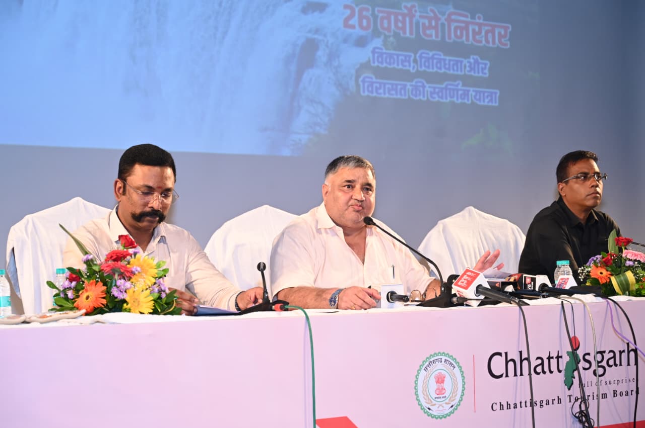 छत्तीसगढ़ में अब सिर्फ चित्रकोट नहीं… दुनिया देखेगी ये नया चेहरा! 2028 तक पर्यटन को ग्लोबल बनाने की तैयारी