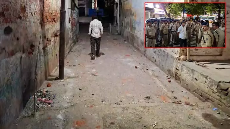 Bilaspur में रात के बवाल के बाद बड़ा एक्शन! 16 संदिग्ध हिरासत में, 350 जवानों ने संभाला मोर्चा… चप्पे-चप्पे पर पुलिस Bilaspur में रात के बवाल के बाद बड़ा एक्शन! 16 संदिग्ध हिरासत में, 350 जवानों ने संभाला मोर्चा… चप्पे-चप्पे पर पुलिस