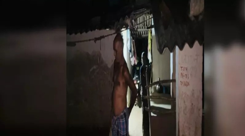रोजी-रोटी कमाने गया था कश्मीर, ताबड़तोड़ गोलियों ने उजाड़ दिया घर! आतंकी हमले में छत्तीसगढ़ के दीपक रात्रे की मौत