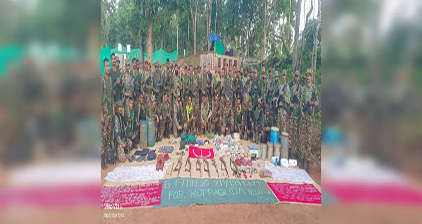 जंगल में छिपा रखा था हथियारों का खतरनाक जखीरा, CRPF ने ढूंढ निकाले 14 नक्सली डंप; 99 तरह की सामग्री जब्त जंगल में छिपा रखा था हथियारों का खतरनाक जखीरा, CRPF ने ढूंढ निकाले 14 नक्सली डंप; 99 तरह की सामग्री जब्त
