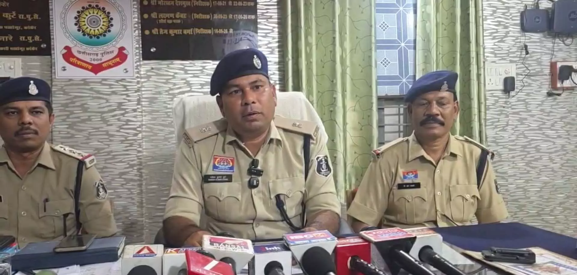 शादी के दूसरे दिन से दहेज के लिए प्रताड़ना का आरोप! डिप्टी कलेक्टर पति पर करोड़ों रुपये और लग्जरी कार मांगने का आरोप, पत्नी की शिकायत पर ससुराल वालों के खिलाफ केस दर्ज